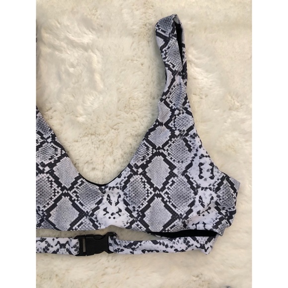 ZAFUL SWIMSUIT/ BIKINI - Picture 2 of 5